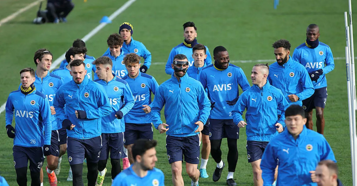 Fenerbahçe yara sarmak istiyor! İşte Fenerbahçe - Hatayspor maçı muhtemel 11’leri...