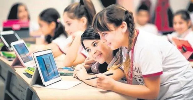 Öğrencilere ücretsiz internete devam