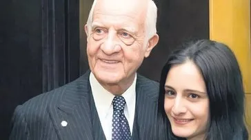 Gelin Emine Alangoya ve avukatlar arasında kriz çıktı: Evlilik zora giriyor!