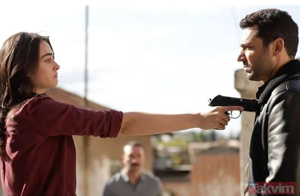 Ramo'nun güzeller güzeli Sibel'i Esra Bilgiç estetik dehası çıktı! Sende mi Esra? Eski hali görenleri hayrete düşürdü - 1