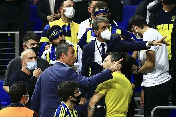 Sarı-Lacivertli camiaya sayısız başarısızlık yaşatan Ali Koç’tan bir ilk daha! Kulüp tarihi boyunca ilk kez...-3
