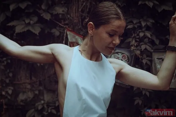 Camdaki Kız'ın Nalan'ı Burcu Biricik'in kardeşiyle olan benzerliği öyle böyle değil! Burcu'nun erkek versiyonu - 1