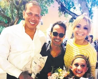 Lopez’in geniş ailesi