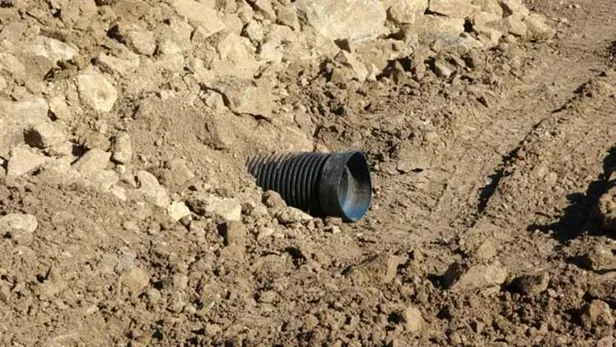 Dipsiz Göl’ün kurumasına neden olanlar görevden uzaklaştırıldı