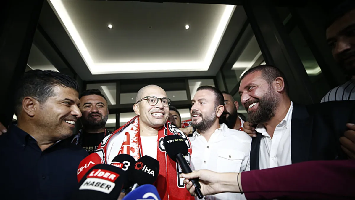 İZLE I Alex de Souza yeniden Türkiye'de!