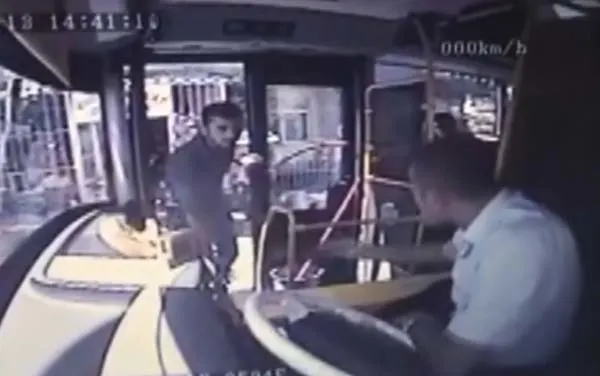 Malatya'da otobüs şoförüne satırla saldırdı - 10