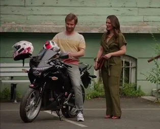 ’Kırgın Çiçekler’ zirveye oturdu