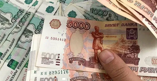 Rus rublesine Navalnıy darbesi! Rublede büyük düşüş!