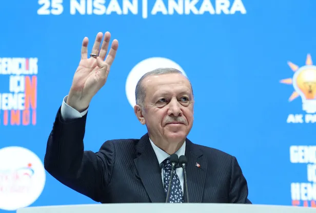 baskan-recep-tayyip-erdogandan-genclik-icin-hemen-simdi-programinda-onemli-aciklamalar-1682439635966.jpg