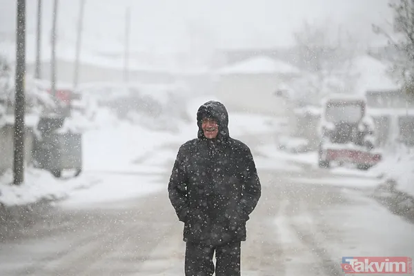 Ege Bölgesi'nde Kuvvetli Yağış Alarmı Ege'nin İç Ve Güney Kesimlerinde Etkili Olması Beklenen Yağışlar, Denizli, Muğla Ve Afyonkarahisar Çevrelerinde Yer Yer...