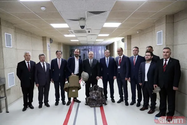 Ukrayna Devlet Başkanı Vladimir Zelenskiy'nin Rusya-Ukrayna savaşında kullandığı balistik korumalı kask ve yelek Yozgat'ta üretiliyor - 11