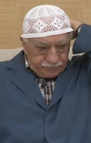 FETÖ'nün kaset kumpası sanıklarına ceza yağdı