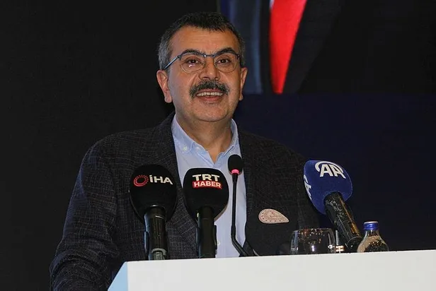 ogretmen-adaylarina-mujdeli-haber-milli-egitim-bakani-yusuf-tekindan-atama-aciklamasi-1700045912850.jpeg Öğretmen adaylarına müjdeli haber! Milli Eğitim Bakanı Yusuf Tekin'dan "atama" açıklaması-2