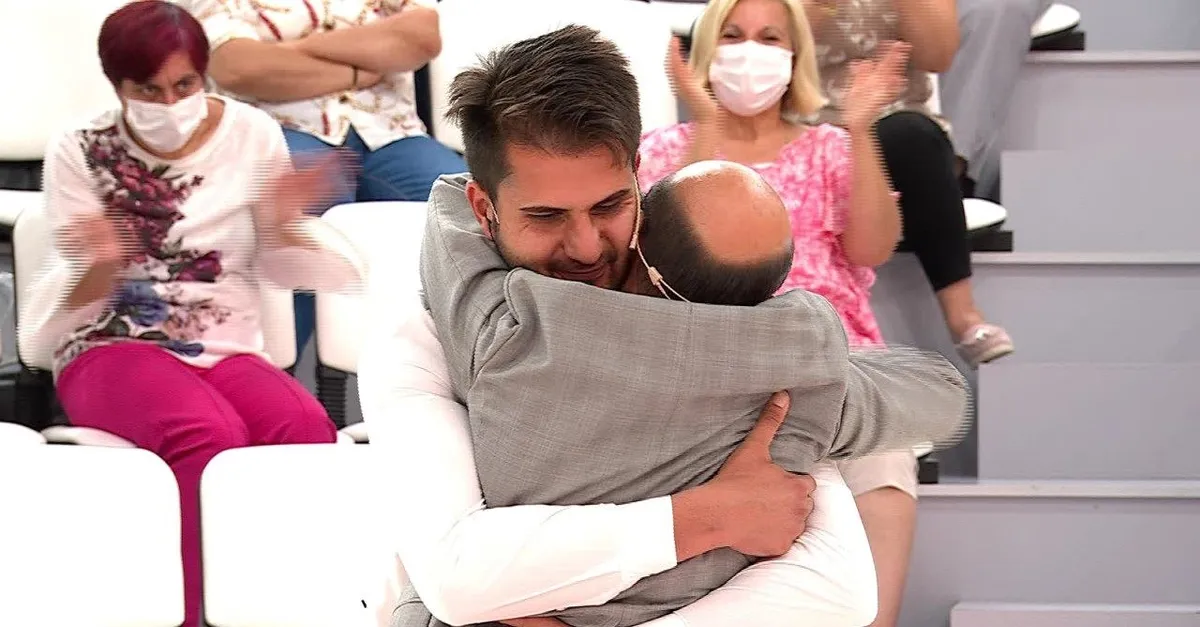 Müge Anlı'da duygusal kavuşma! Vedat Alexander Şen 33 yıl sonra babasıyla buluştu!