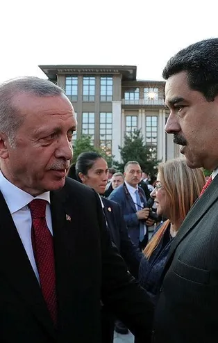 Nicolas Maduro'dan Diriliş dizisinin setini ziyaret etti