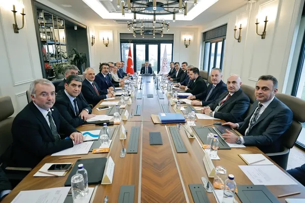 finansal-istikrar-komitesi-toplantisi-bakan-nureddin-nebati-kuresel-ve-yerel-beklentiler-ile-politika-adimlari-1675493024478.jpeg