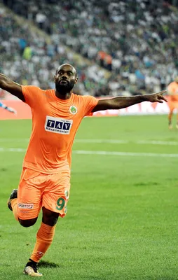 Vagner Love resmen Beşiktaş'ta