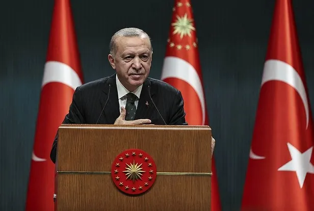 takvim-gazetesi-ekonomi-muduru-faruk-erdem-kurdaki-dususun-etkileri-hakkinda-carpici-aciklamalarda-bulundu-1640054209688.jpeg Takvim gazetesi Ekonomi Müdürü Faruk Erdem kurdaki düşüşün etkileri hakkında çarpıcı açıklamalarda bulundu-8