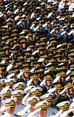 TSK'dan 195 kişi daha ihraç edildi!