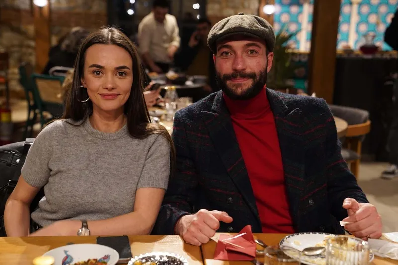 ates-kuslarinin-oyunculari-ve-ekibi-iftarda-bulustu-1710494526841.jpg Ateş Kuşları’nın oyuncuları ve ekibi iftarda buluştu!-5