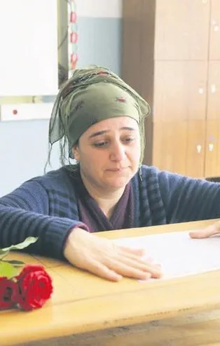 Gözü yaşlı kar'nne'!