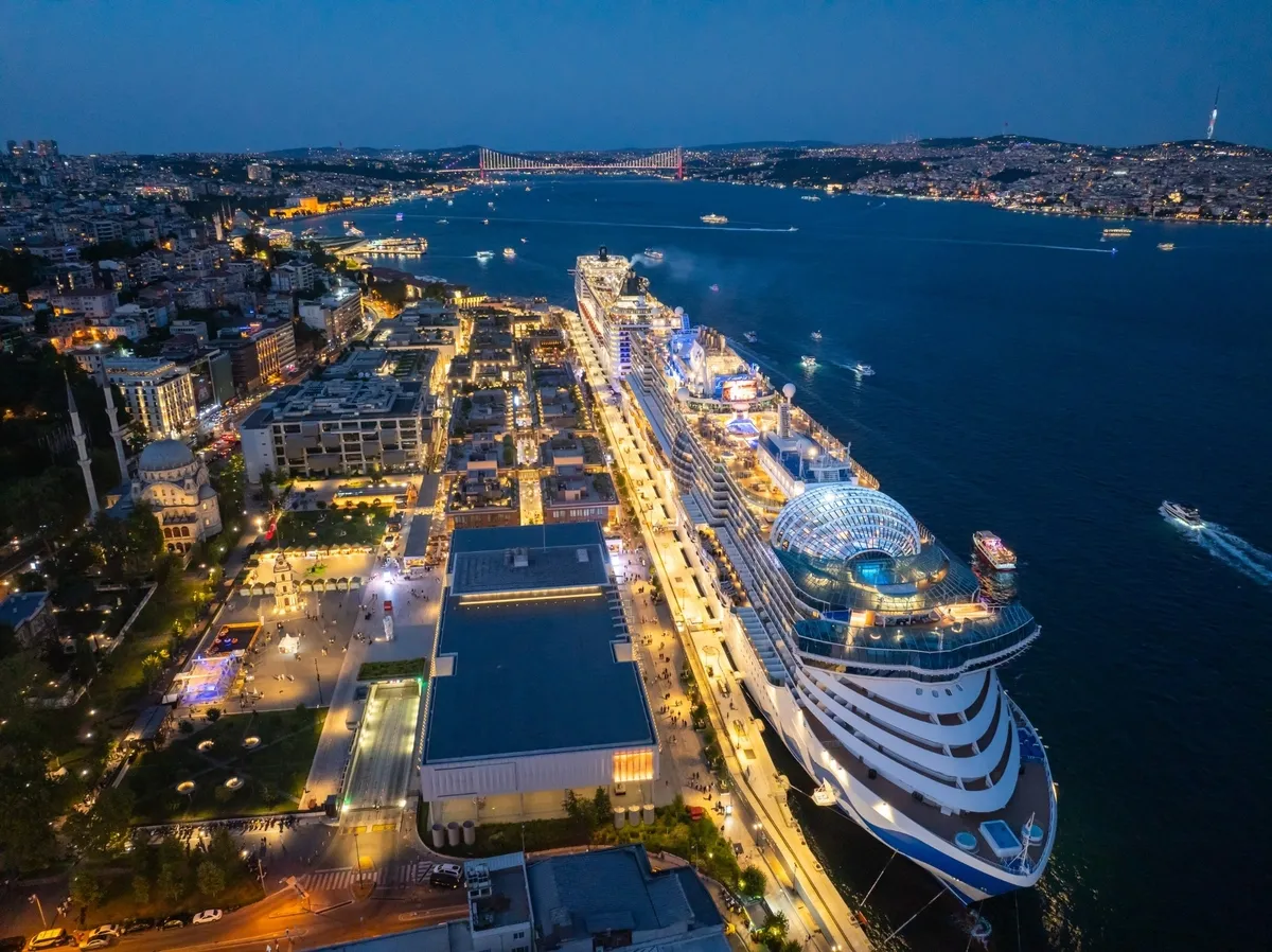 istanbul-kruvaziyer-turizminde-ana-liman-luyor-2026-2027-kisinda-150-bin-yolcu-hedefleniyor-1788515753607.jpg İstanbul kruvaziyer turizminde ana liman oluyor: 2026-2027 kışında 150 bin yolcu hedefleniyor-5