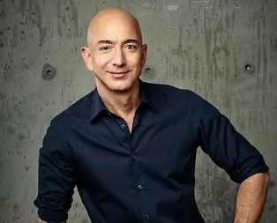 Jeff Bezos saatte 4.5 milyon dolar kazanıyor