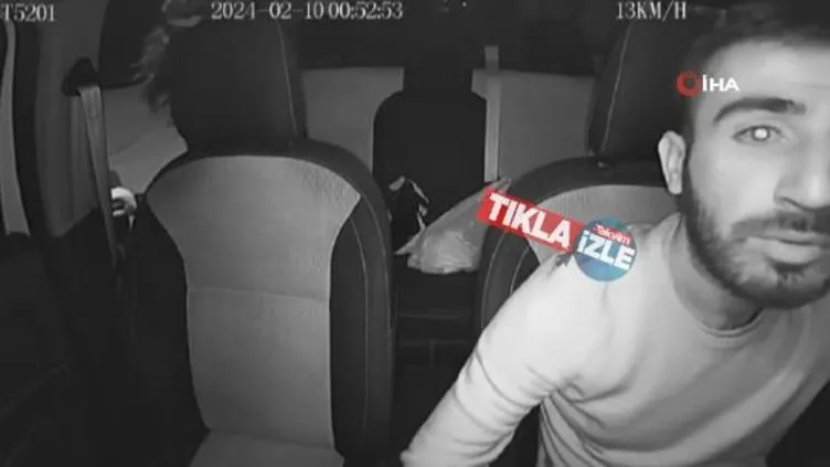 ▶️ İzmir'de taksiciye yumruklu saldırı kamerada: Aracına aldığı yolcu yüzünden darbedildi