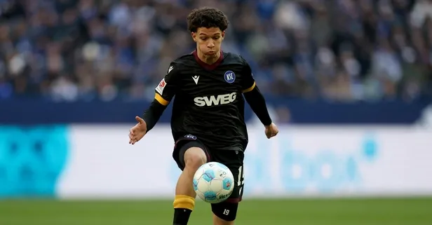 Galatasaray'dan kulüp tarihine geçecek transfer! 19 yaşındaki forvet takipte