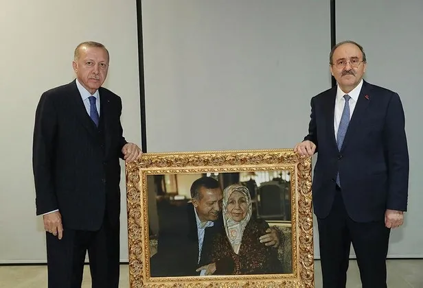 Başkan Erdoğan İzmir’de seramik fabrikası açtı