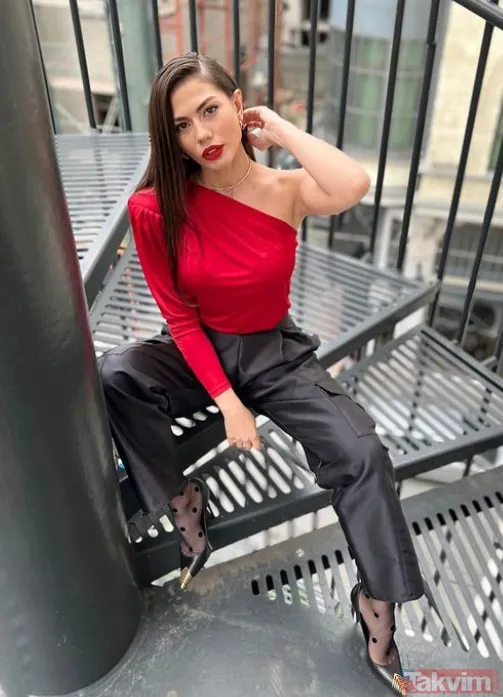 Duy Beni'nin Melisa'sı Sümeyye Aydoğan süper minisiyle boylu boyunca paylaştı ortalık yandı tutuştu 'bu saatte güneş doğar mı?' - 10