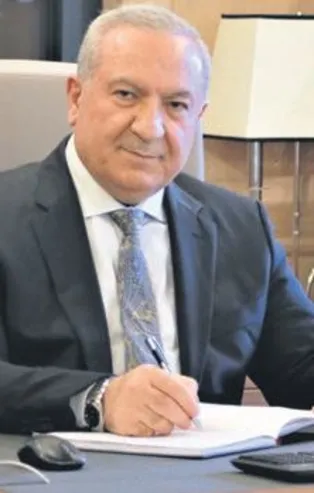 Forbes, Türk iş insanı Hüseyin Ünal’ı kapak yaptı: "5 bin euro traktör parası için gelmişti..."