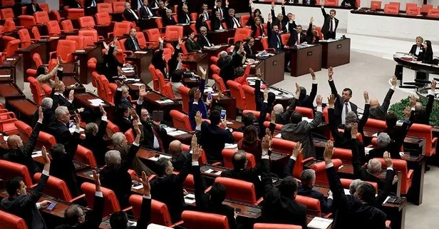 EYT erken emeklilikte yaşa takılanlar ile ilgili yeni gelişmeler yaşanmaya devam ediyor