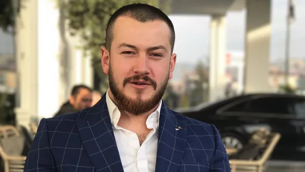 survivor-resat-kimdir-elendi-mi-survivor-2021-resat-haciahmetoglu-kac-yasinda-nereli-1618954519577.jpg Survivor Reşat kimdir, elendi mi? Survivor 2021 Reşat Hacıahmetoğlu kaç yaşında nereli?-3