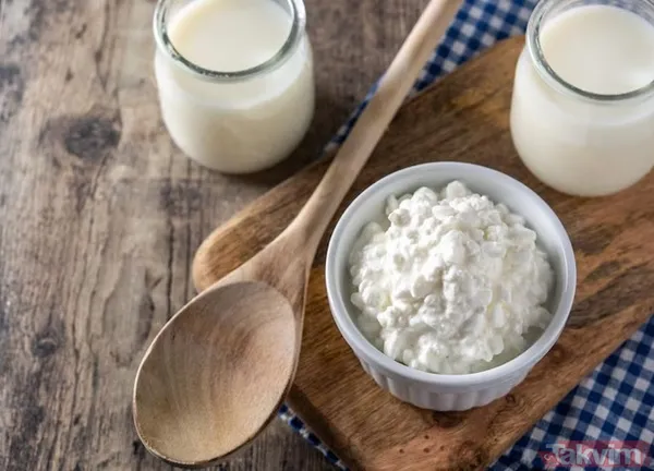 🔍 Nelere Dikkat Edilmeli? Uzmanlar, Özellikle Hazır Kefir Satın Alırken Şu Konulara Dikkat Edilmesini Öneriyor: Eklenmiş Şeker İçermemesi, Katkı Maddesi...