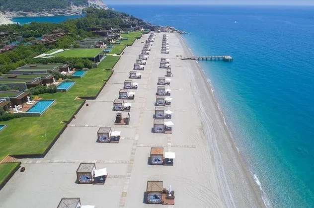 Tatil göçü! Bayramda uçak, otobüs ve trenle 3 milyon kişi seyahat edecek