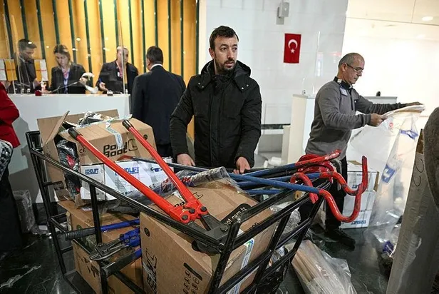 THY yüzyılın felaketi sonrası deprem bölgesine 11 bin 780 gönüllü taşıdı-2