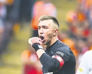 Muslera çok farklı!