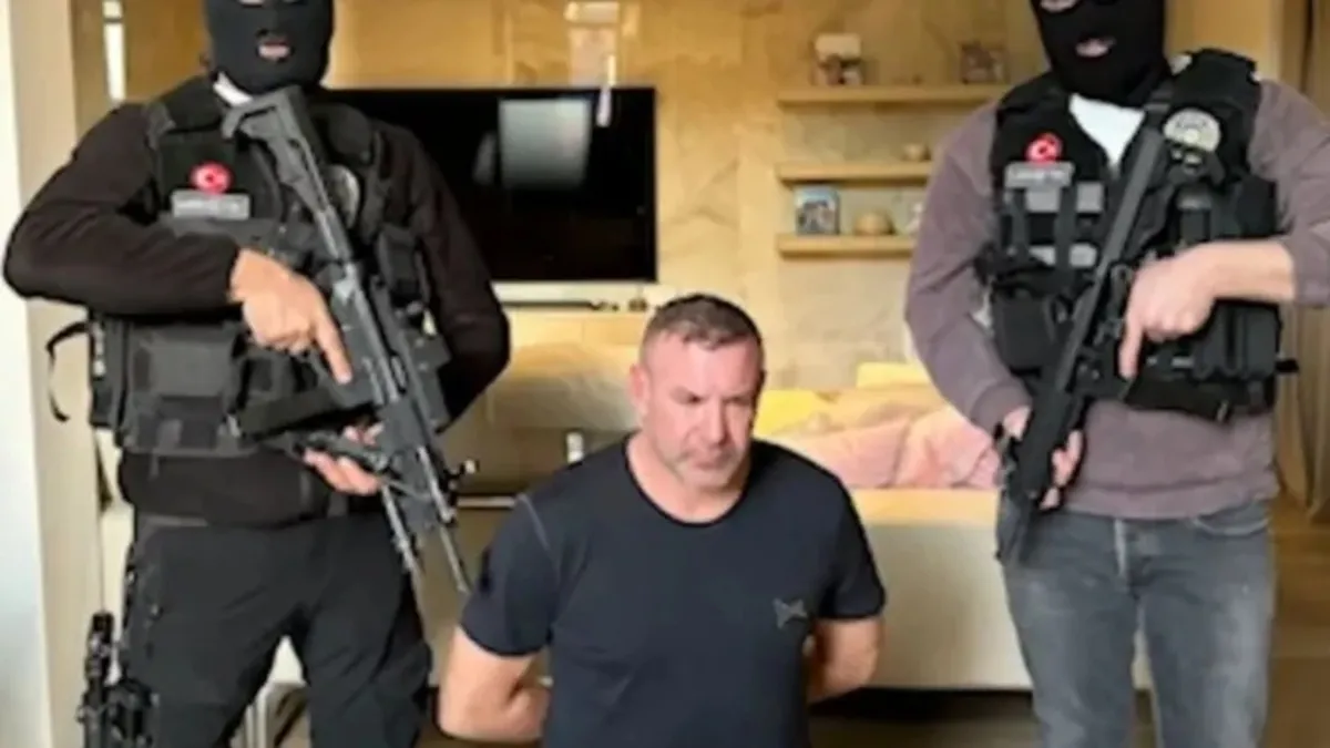 Uyuşturucu operasyonunda şifreli mesajlar ortaya çıktı! Detaylar şaşkınlık yarattı! Ünlü filmden ilham almışlar