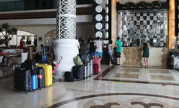 Sahibinin kurşunlanması üzerine panikleyen köpek herkesi duygulandırdı (Yaşam haberleri)-8