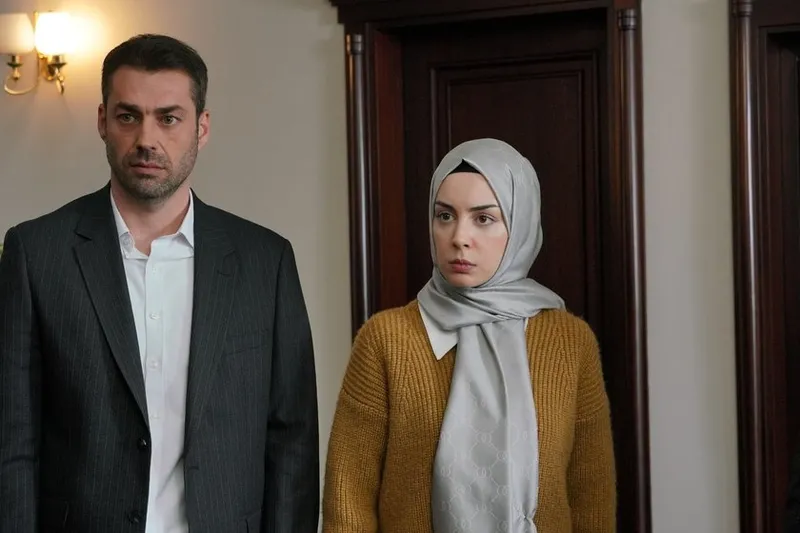 kizilcik-serbeti-56-bolum-fragmani-alevden-intikam-rovansi-bebegini-aldiracak-mi-cimenin-1710757101309.jpg Kızılcık Şerbeti 56. bölüm 1. fragman: Alev'den intikam rövanşı! Pembe ani kararla evi terk edecek! Bebeği aldıracak mı?-7