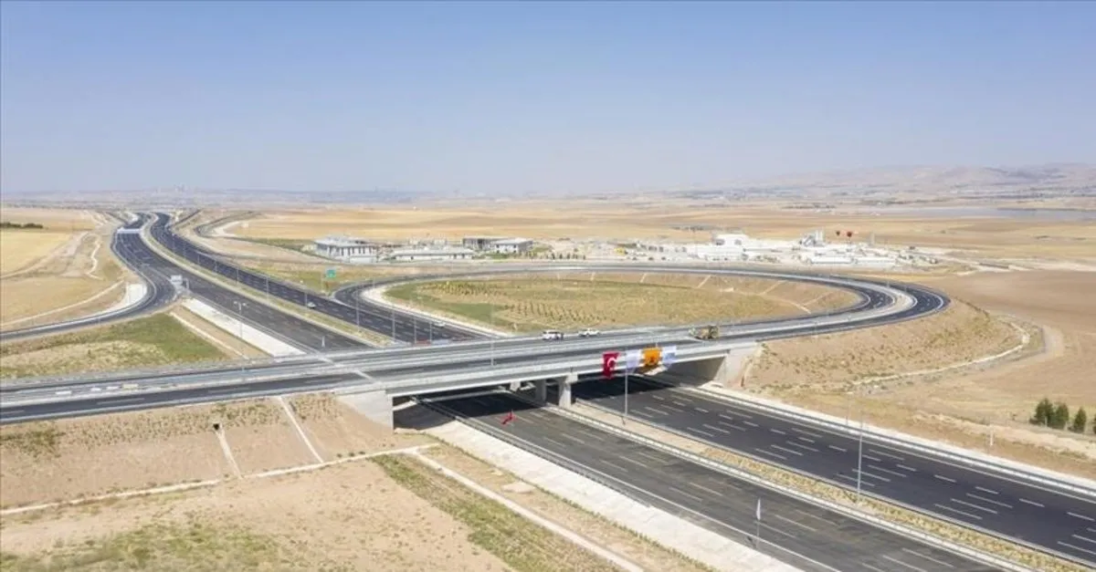 Turkiye Nin En Akilli Yolu Ankara Nigde Otoyolu Acildi 4 Saat 14 Dakikadan 2 Saat 22 Dakikaya Indi Takvim