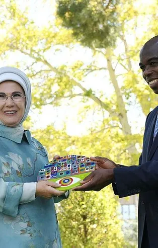 Emine Erdoğan'dan 'Türkiye Çevre Ajansı' yalanına sert tepki: Bu bir ahlaki meseledir yalan olduğunu tekzip ettik