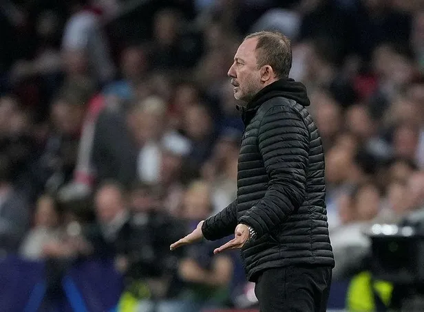 ajax-besiktas-macinin-ardindan-sergen-yalcindan-flas-aciklama-bugunku-en-guzel-sey-sakat-vermememiz-oldu-1632859856437.jpeg Ajax- Beşiktaş maçının ardından Sergen Yalçın'dan flaş açıklama: "Bugünkü en güzel şey sakat vermememiz oldu"-3