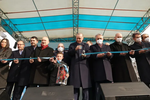 son-dakika-baskan-erdogandan-chp-genel-baskani-kemal-kilicdarogluna-ihale-yaniti-bunun-hayati-yalan-1643548788301.jpg SON DAKİKA! Başkan Erdoğan'dan CHP Genel Başkanı Kemal Kılıçdaroğlu'na ihale yanıtı: Bunun hayatı yalan-14