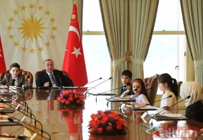 Başkan Recep Tayyip Erdoğan Vahdettin Köşkü’nde çocukları kabul etti