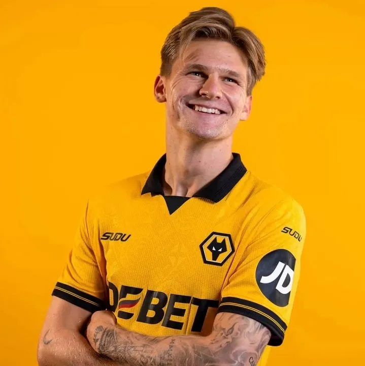 Son aday Möller Wolfe