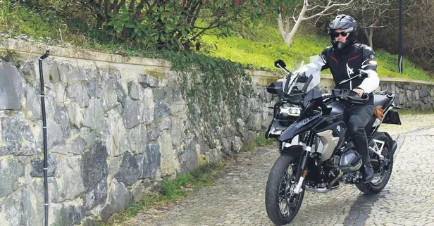 Kıvanç Tatlıtuğ, garajına bir parça daha ekledi: BMW marka motorun değeri 350 bin TL