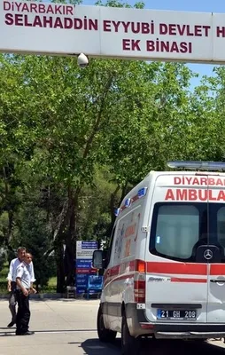 Diyarbakır'da çatışma: 3 asker şehit oldu
