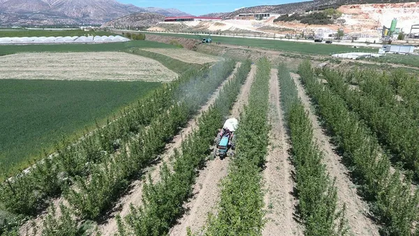 kacak-elektrik-kullaniminin-en-yuksek-oldugu-illerde-dronela-denetleme-olacak-kacak-elektrik-kullananlara-2021de-elektrik-verilmeyecek-1604037445590.jpg Kaçak elektrik kullanımının en yüksek olduğu illerde drone'la denetleme olacak, kaçak elektrik kullananlara 2021'de elektrik verilmeyecek-4